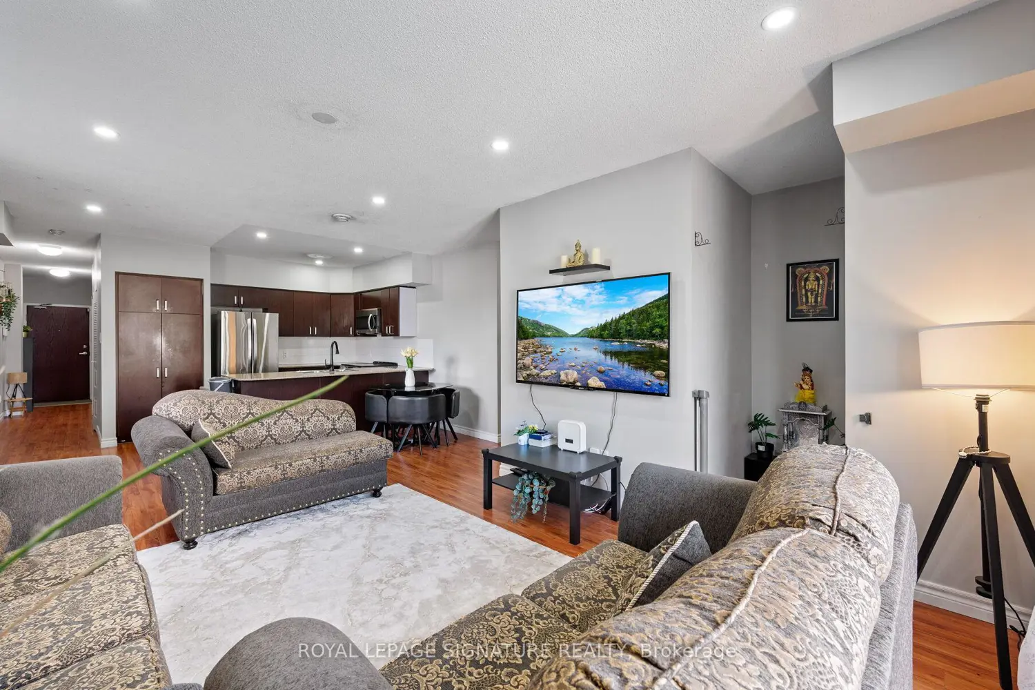 Additional image 7 of 7405 Goreway Drive 104