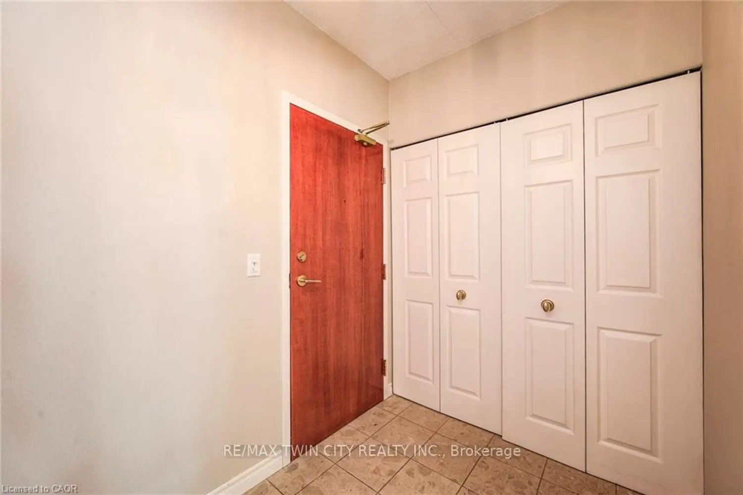 Additional image 7 of 405 Erb Street 507