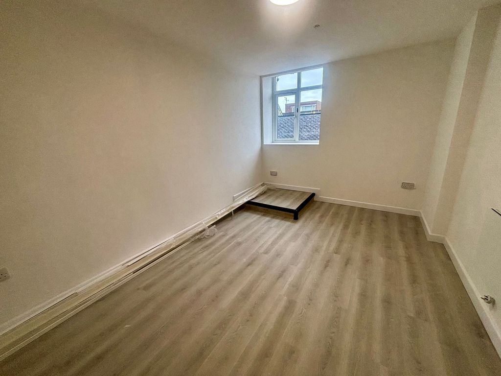 Additional image 6 of 2 bed flat to rentNolton Street, Bridgend CF31