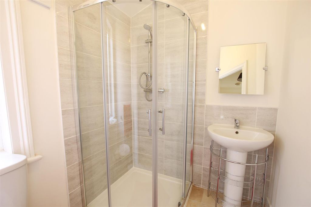 Additional image 10 of 4 bed terraced house to rentWhitworth Road, Northampton NN1