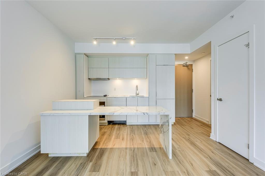 Additional image 6 of 809-370 Martha Street, Burlington, ON, L7R 0G9