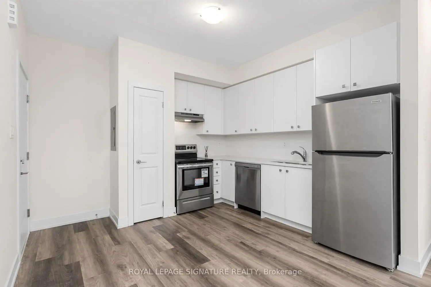Additional image 4 of 12860 Yonge Street 9