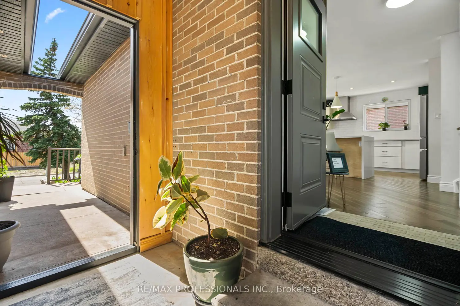 Additional image 3 of 62 Caledon Crescent