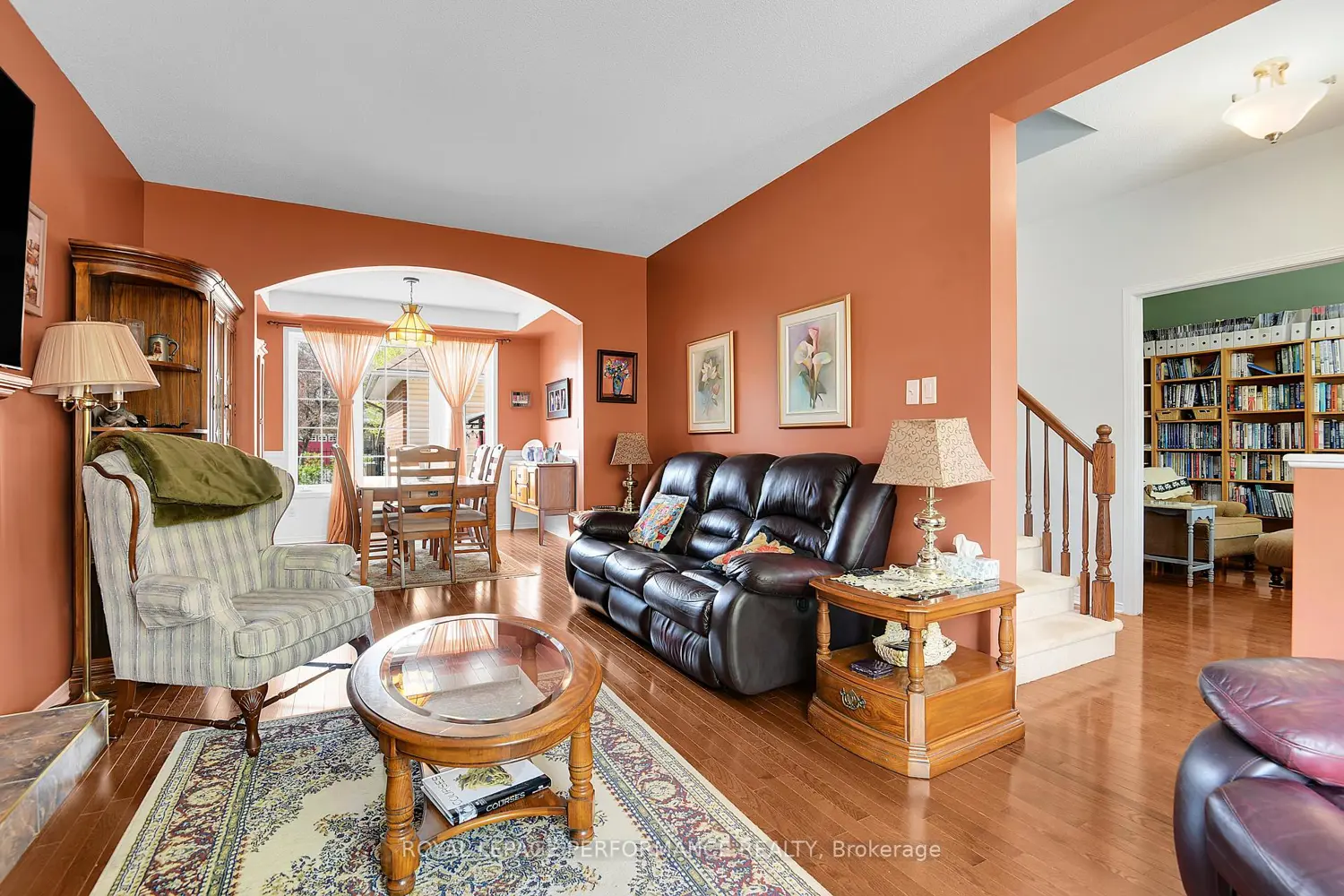 317 Parkin Circle photo 2