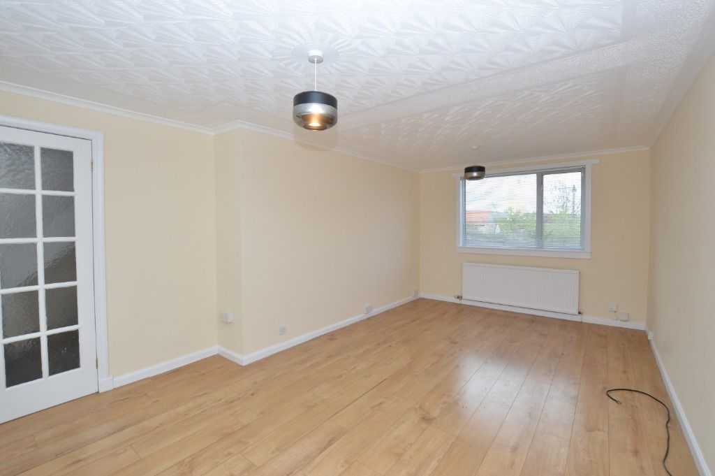 Additional image 3 of 3 bed terraced house to rentReid Place, Glenrothes KY6