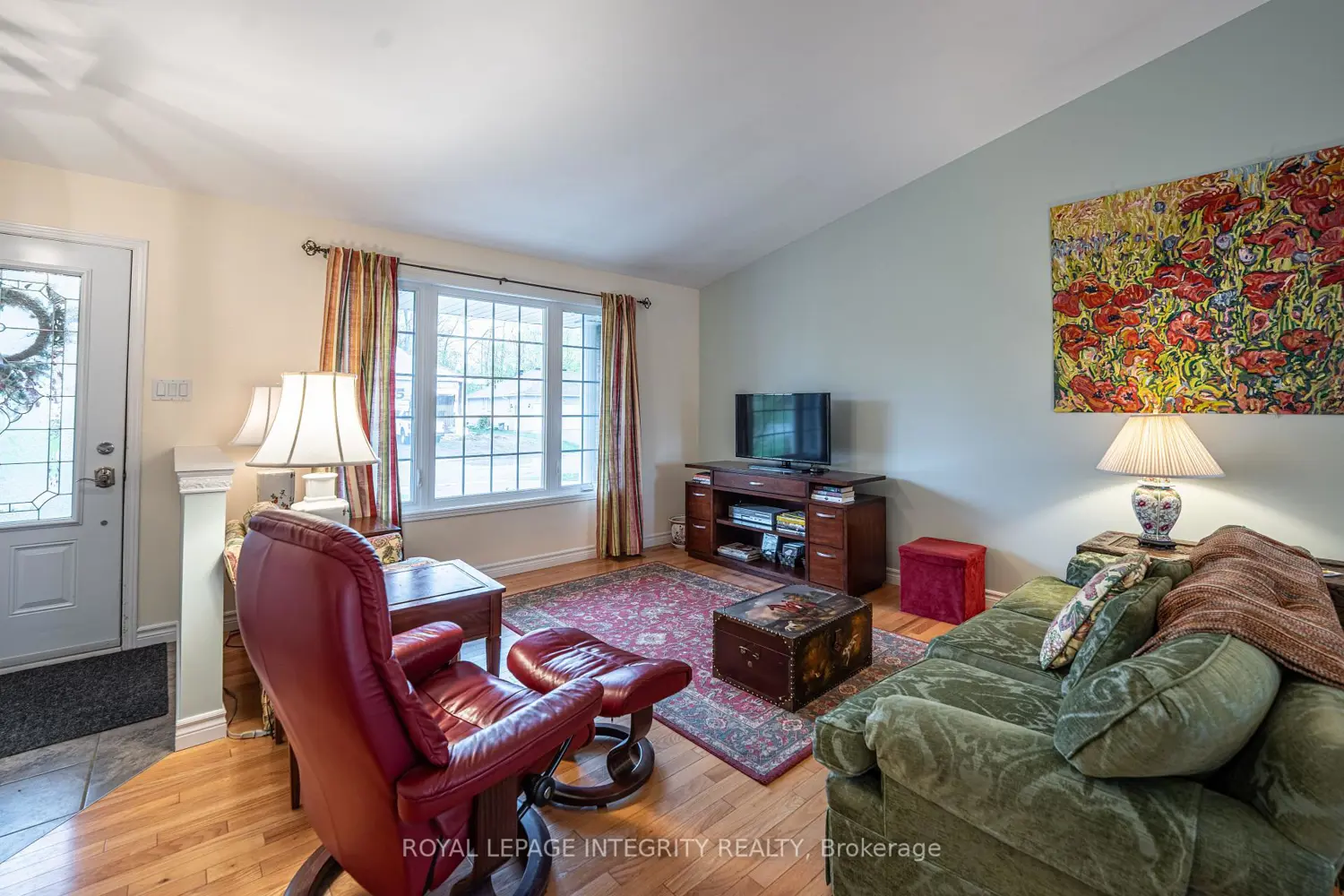 4 Cherry Avenue photo 3