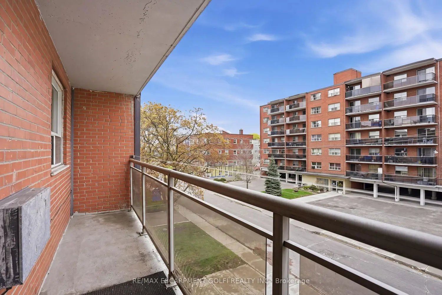 Additional image 12 of 30 Summit Avenue 303