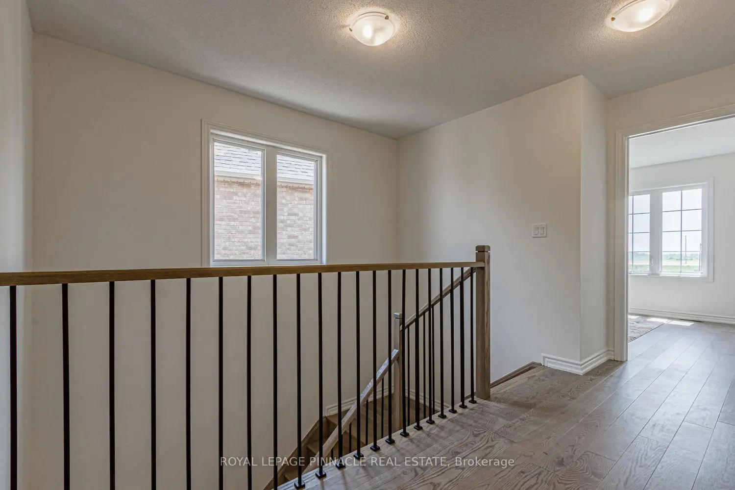 342 Thimbleweed Court photo 4