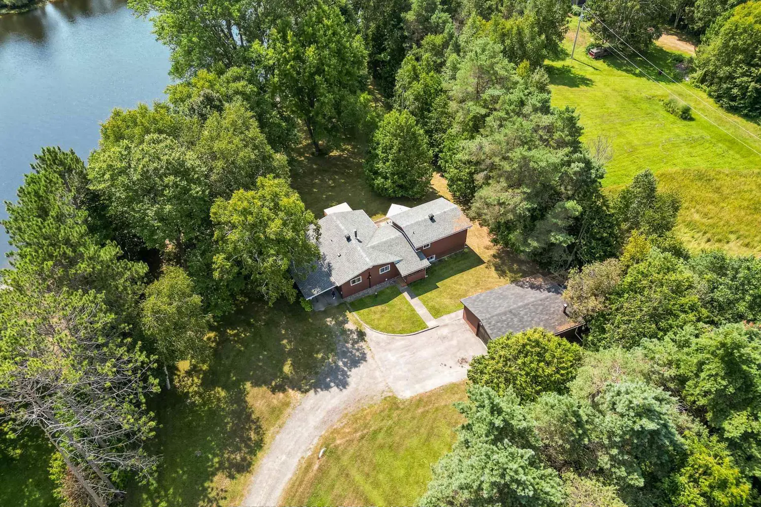 Additional image 2 of 796 Lalande Road