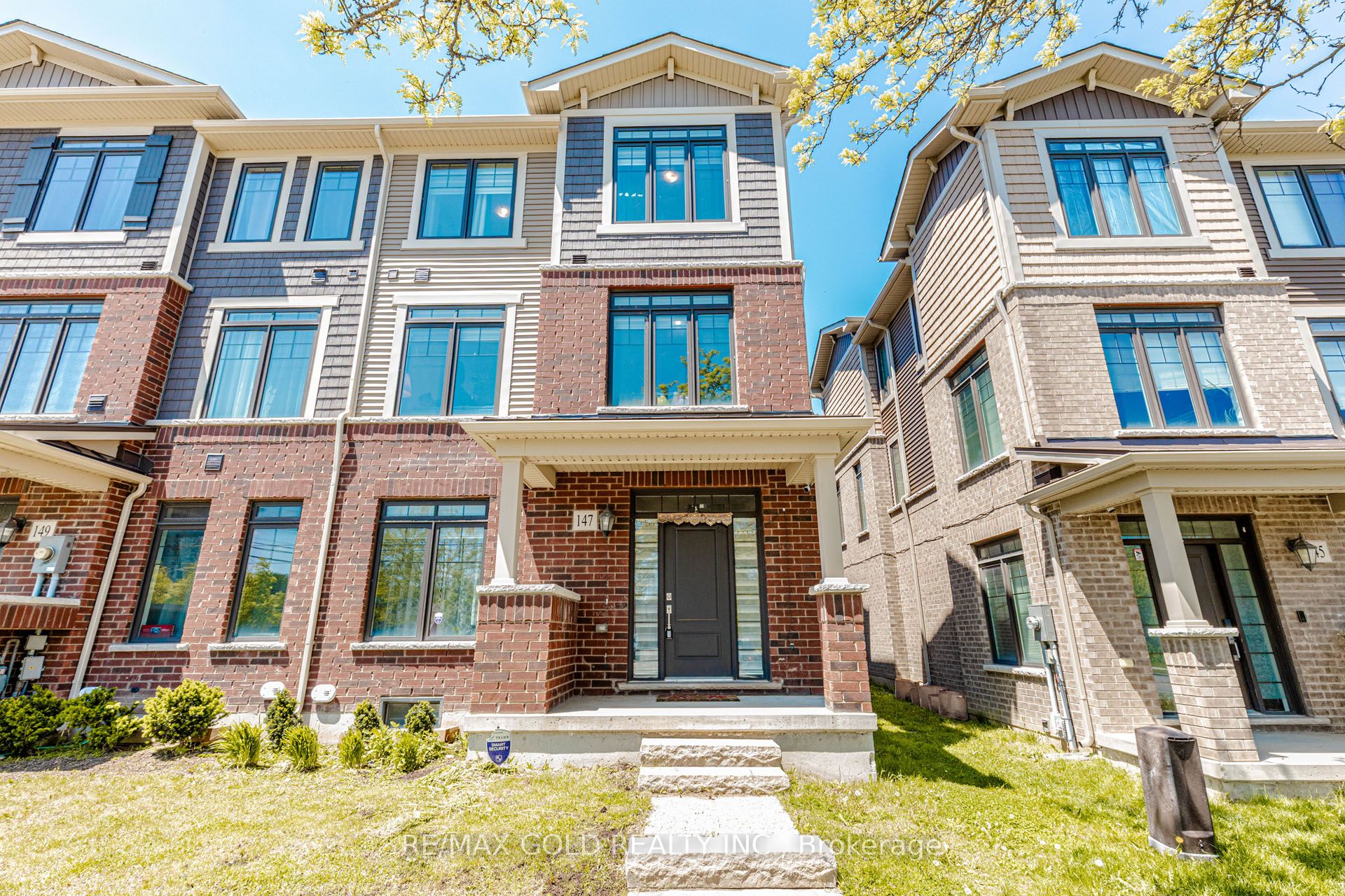 147 Hibiscus Lane, Hamilton, ON, L8K 0A3