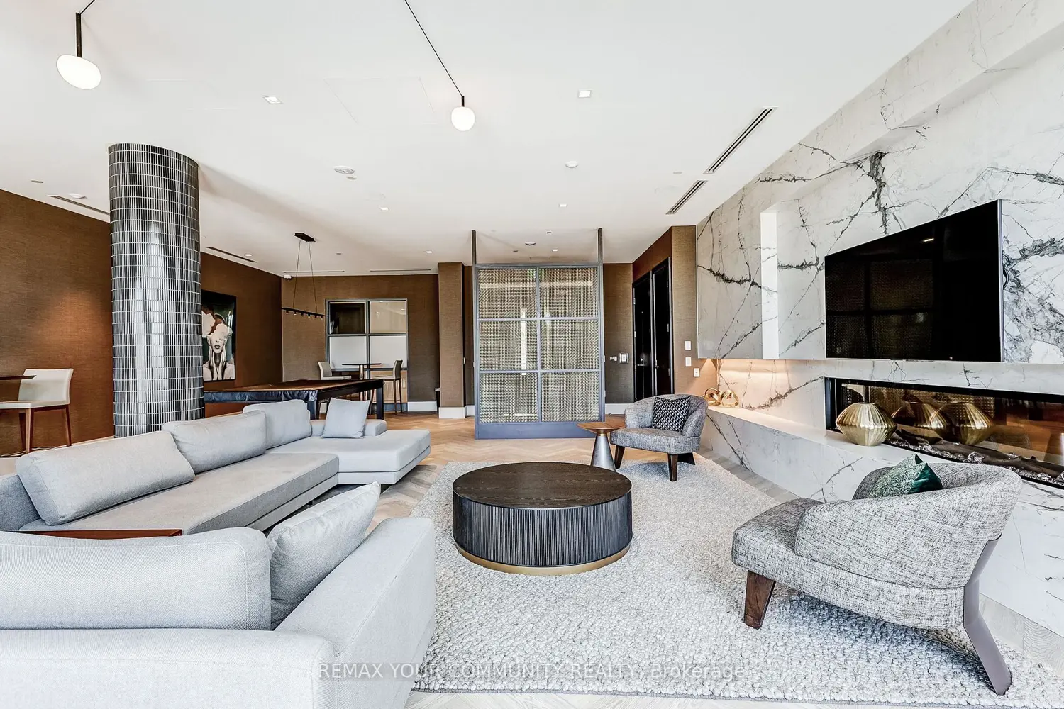 Additional image 18 of 2545 Simcoe Street 917