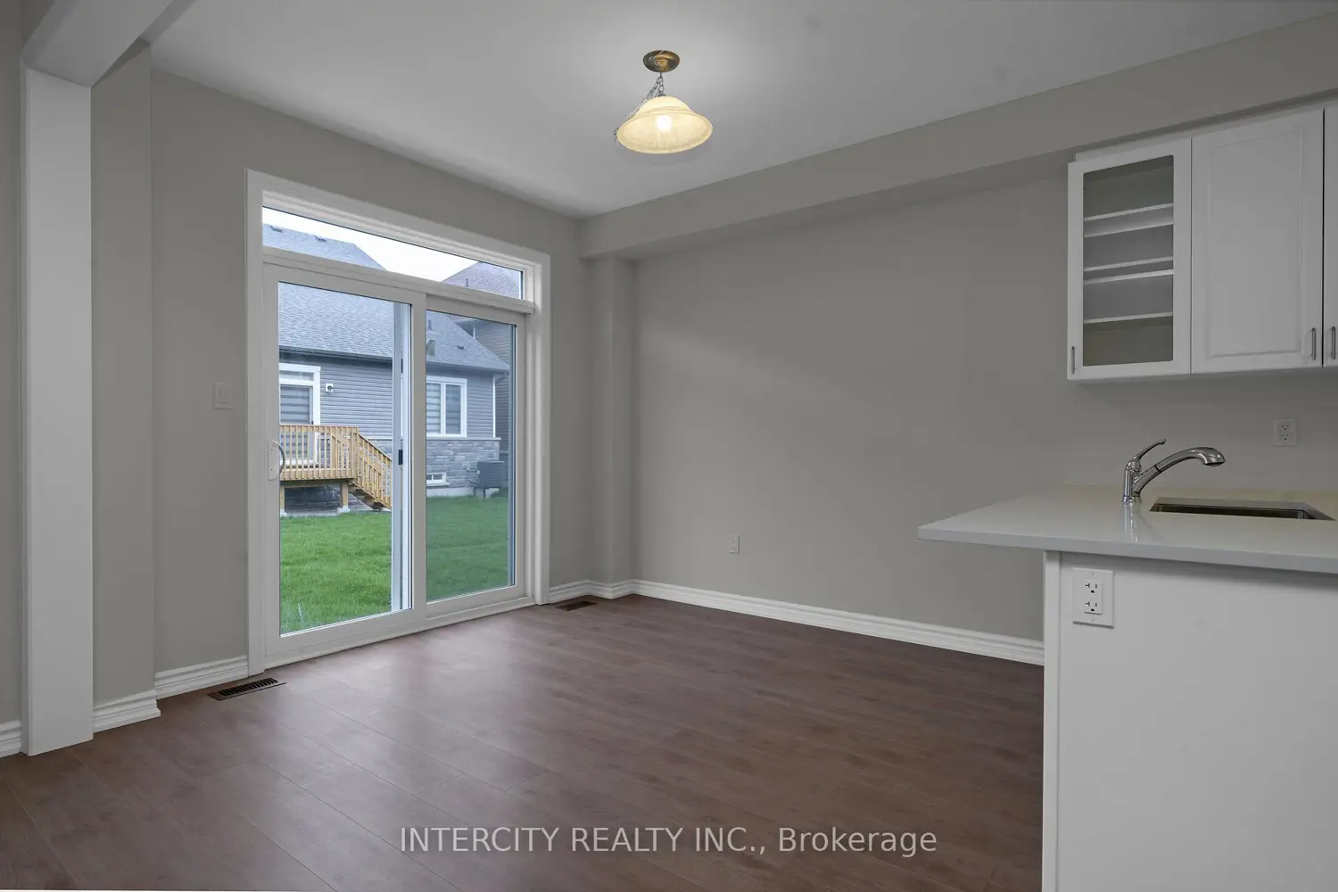 Additional image 13 of 130 Molozzi Street