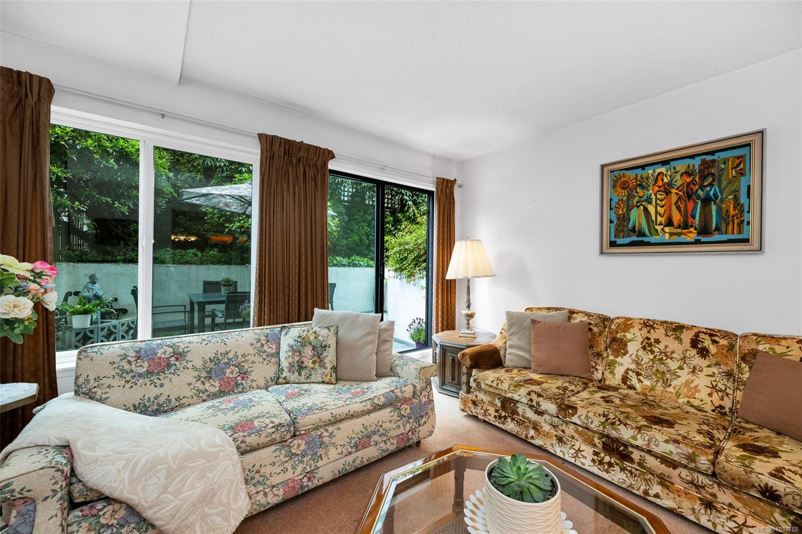 Additional image 4 of 103-1031 Burdett Avenue N, Victoria, BC, V8V 3G9