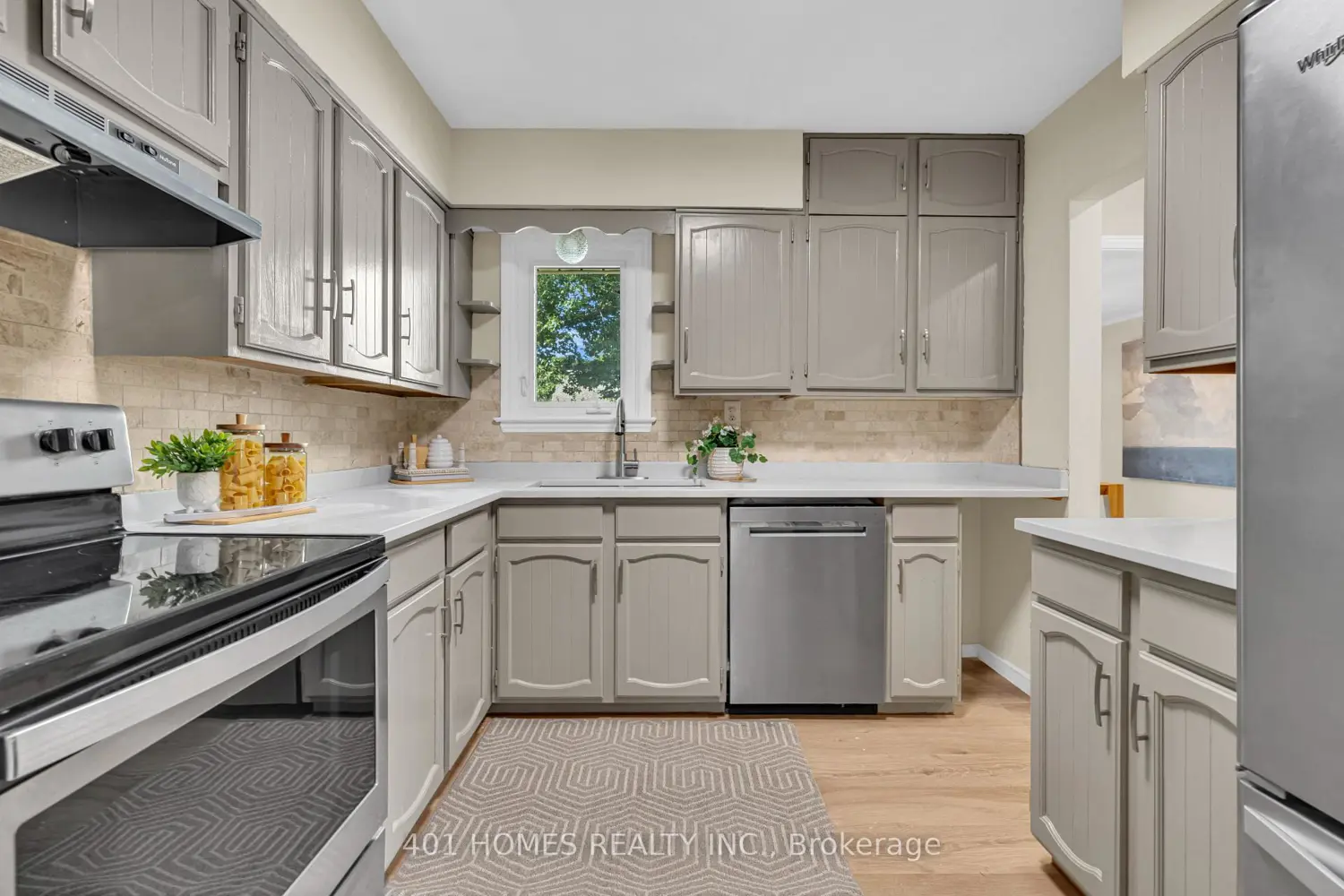 Additional image 6 of 3711 Dandurand Boulevard