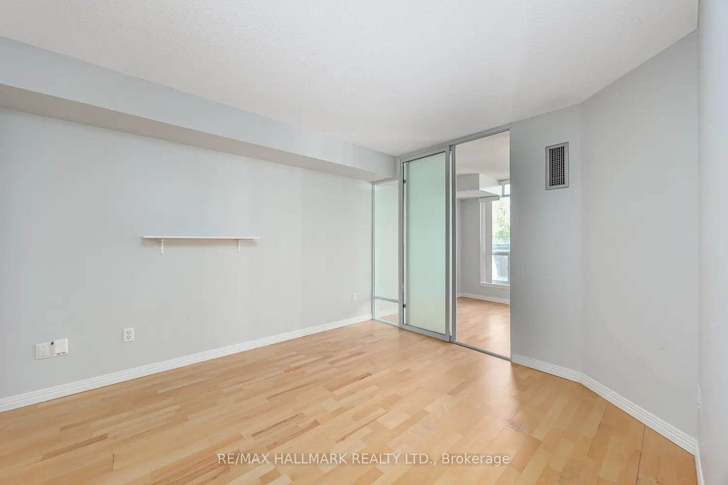 942 Yonge Street 506