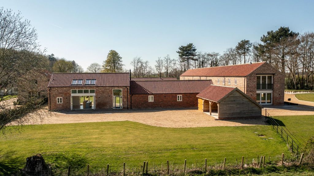 3 bed barn conversion for saleThe Bramleys, Beals Lane, Sutton On Derwent, York YO41