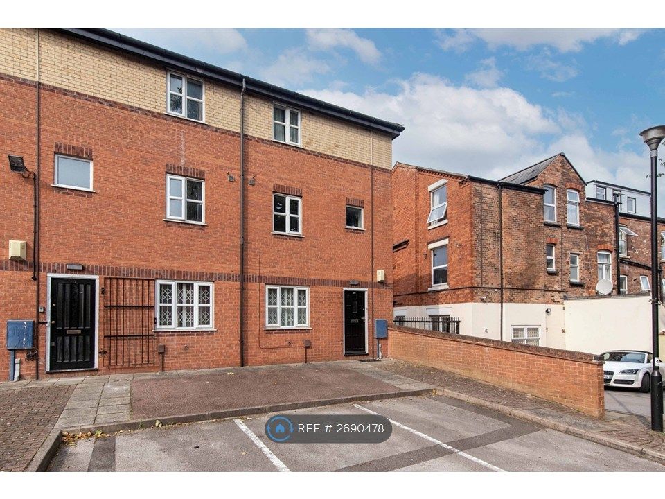 6 bed terraced house to rentPeveril Street, Nottingham NG7