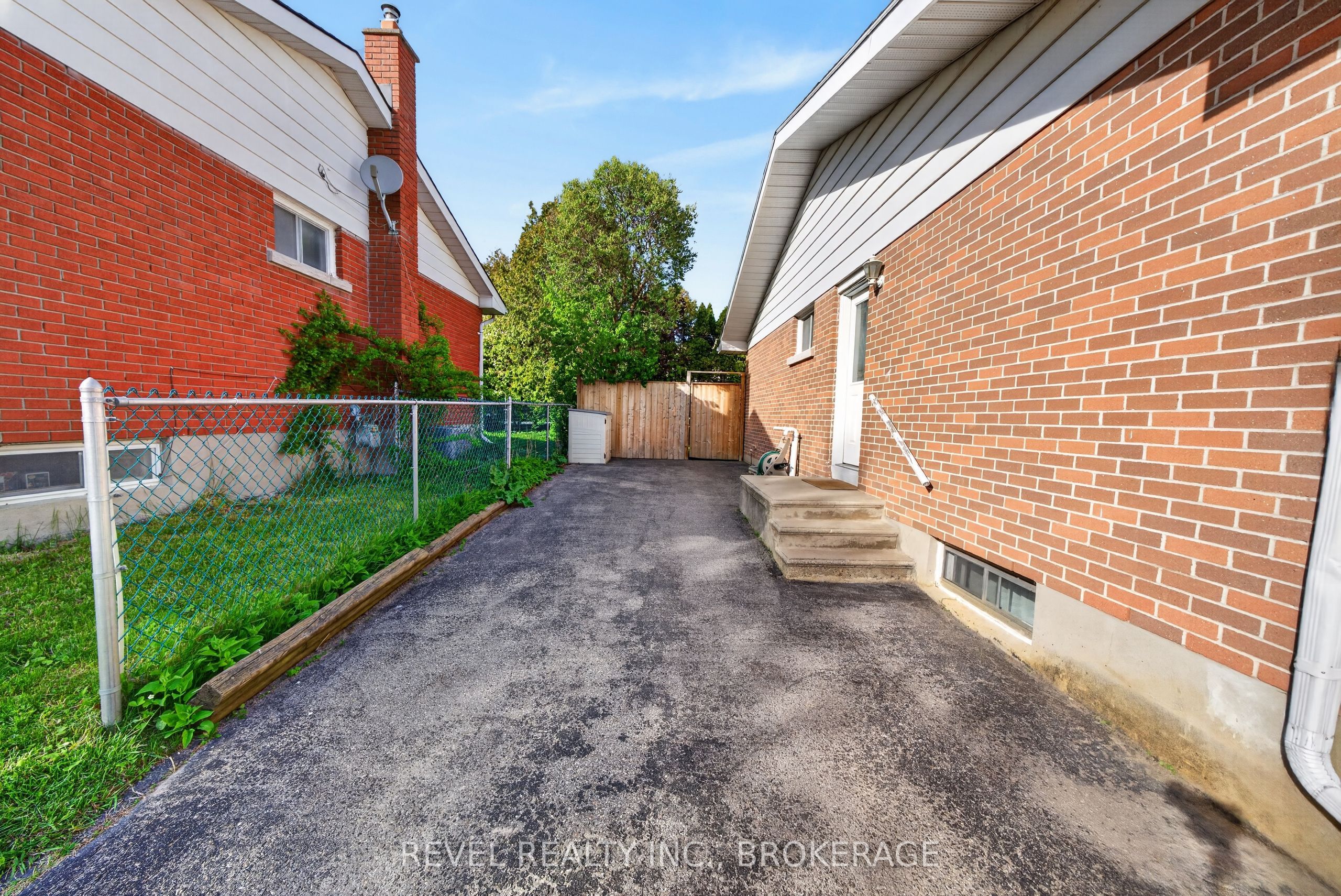 Additional image 5 of 136 Braemar Road, Kingston, ON, K7M 4B8