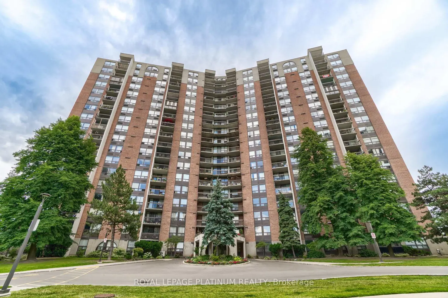 50 Mississauga Valley Boulevard 1012