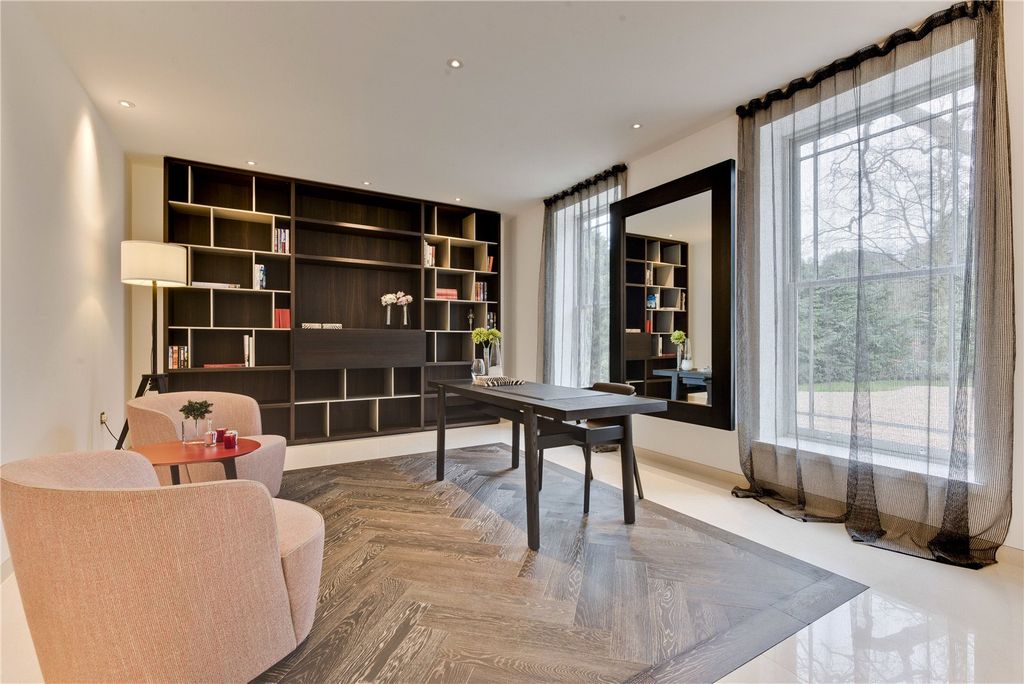 Additional image 8 of 6 bed detached house to rentHorseshoe Ridge, Camp End Road, Weybridge, Surrey KT13