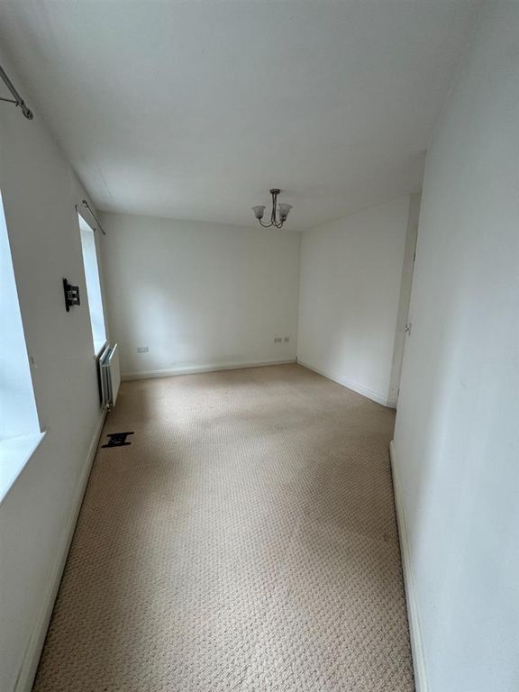 Additional image 4 of 2 bed flat to rentEastcliff, Portishead, Bristol BS20