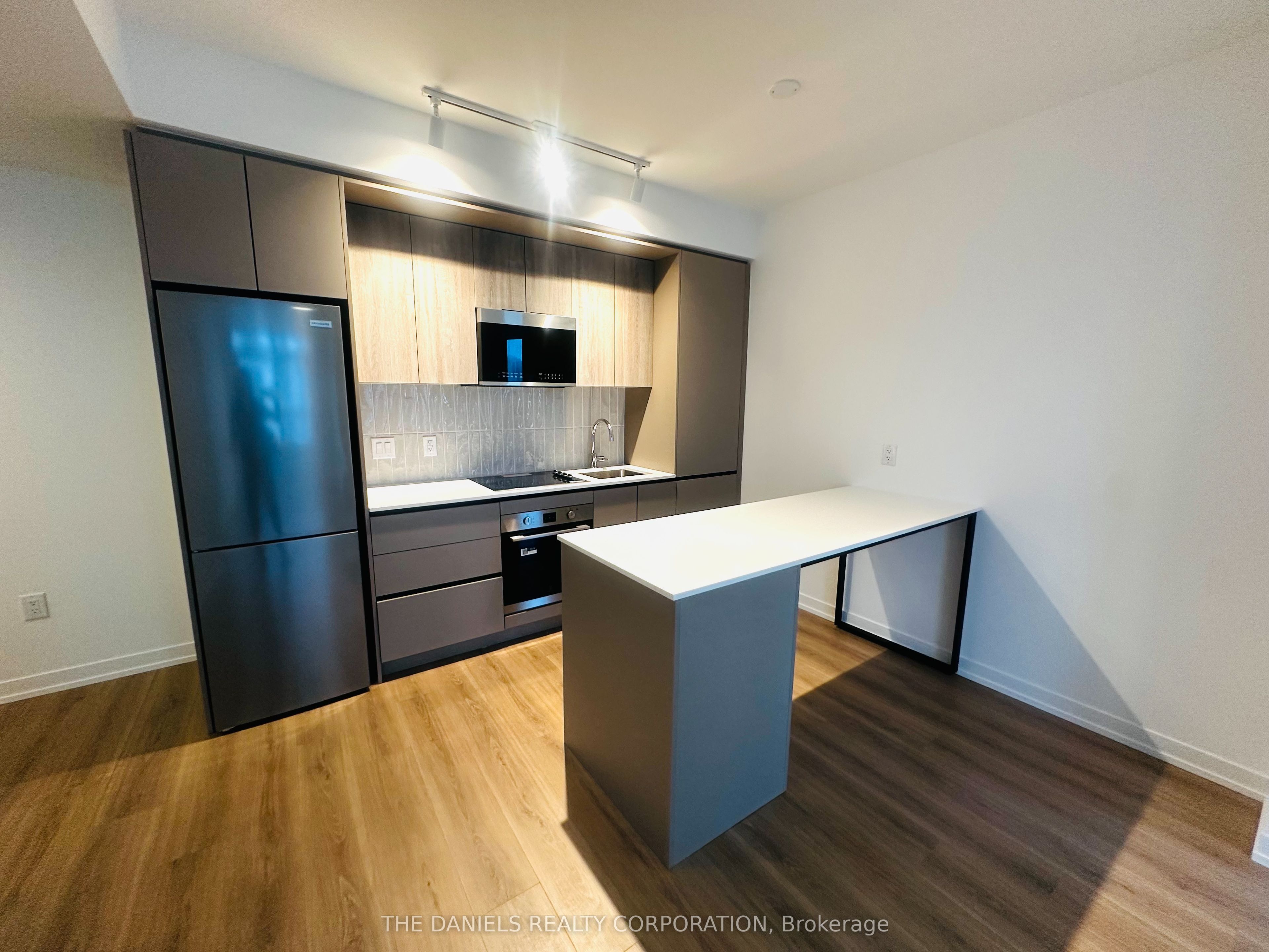 1204-2485 Eglinton Avenue W, Mississauga, ON, L5M 2T1