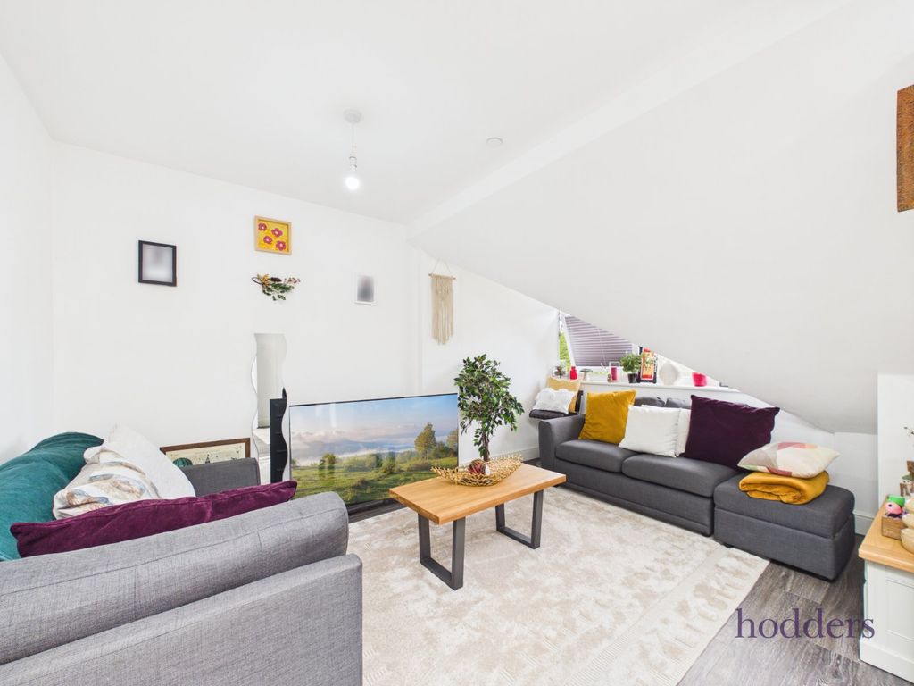 Additional image 2 of 2 bed flat to rentFour Corners Chertsey, Pound Road, Chertsey KT16