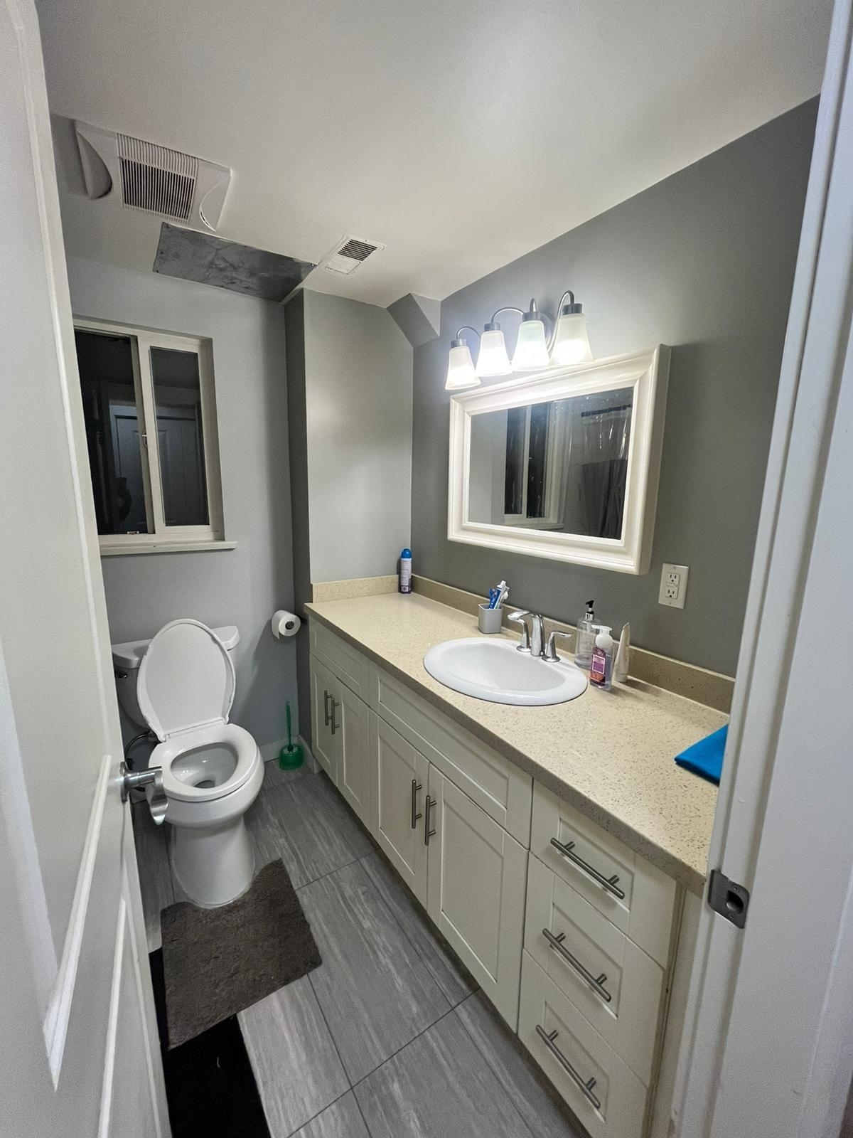 Additional image 3 of 74 19th Ave , Burnaby, BC, V3N 1E5