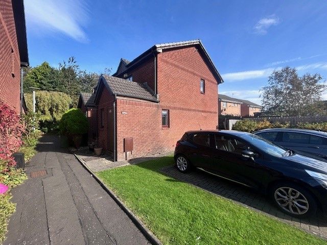2 bed end terrace house to rentGreenlaw Crescent, Paisley PA1