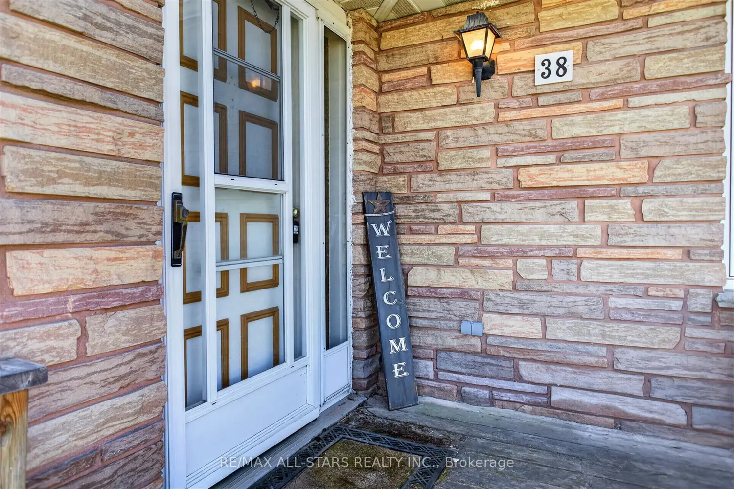 Additional image 3 of 38 Elliot Street