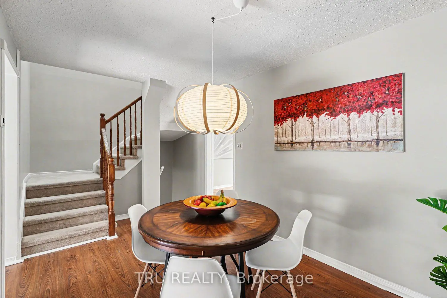 1120 Chimney Hill Way photo 2