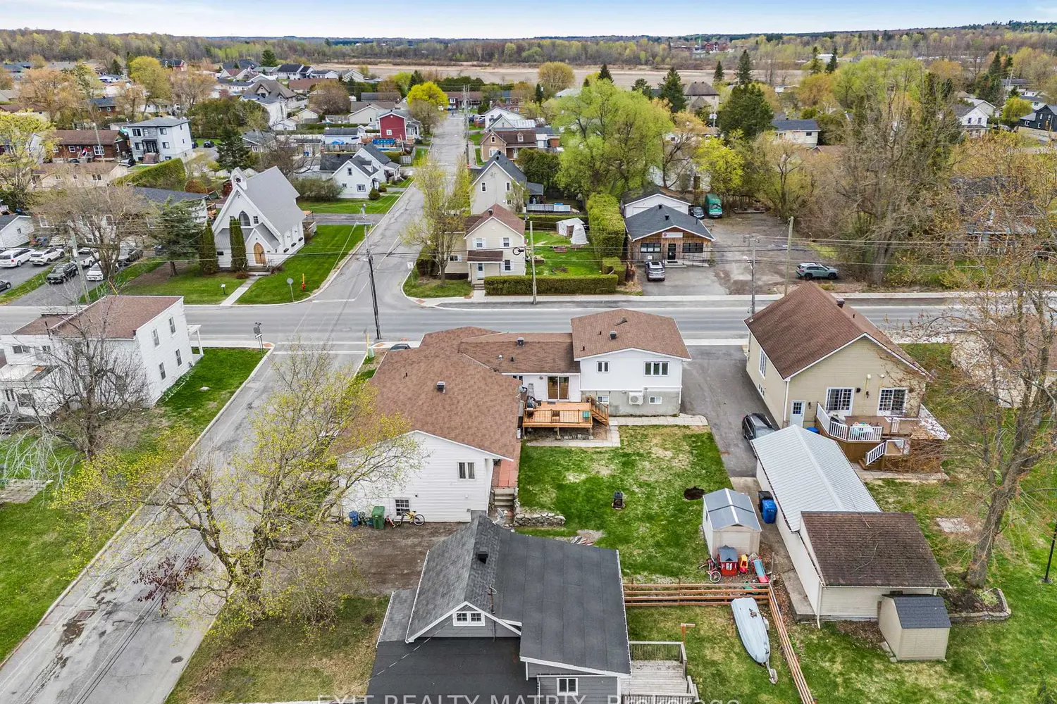 Additional image 16 of 916 King St Street