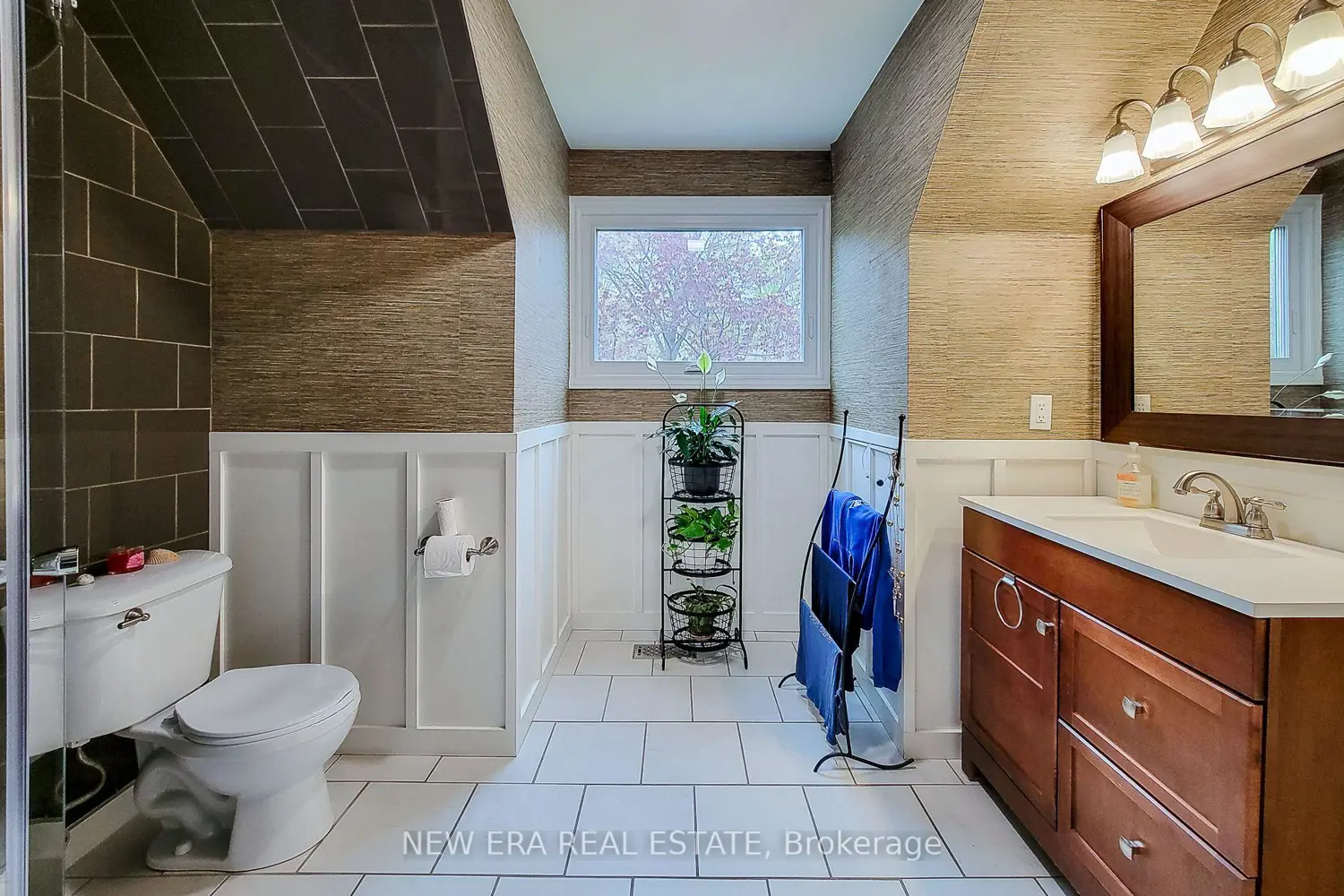 Additional image 15 of 49 Ashwood Drive