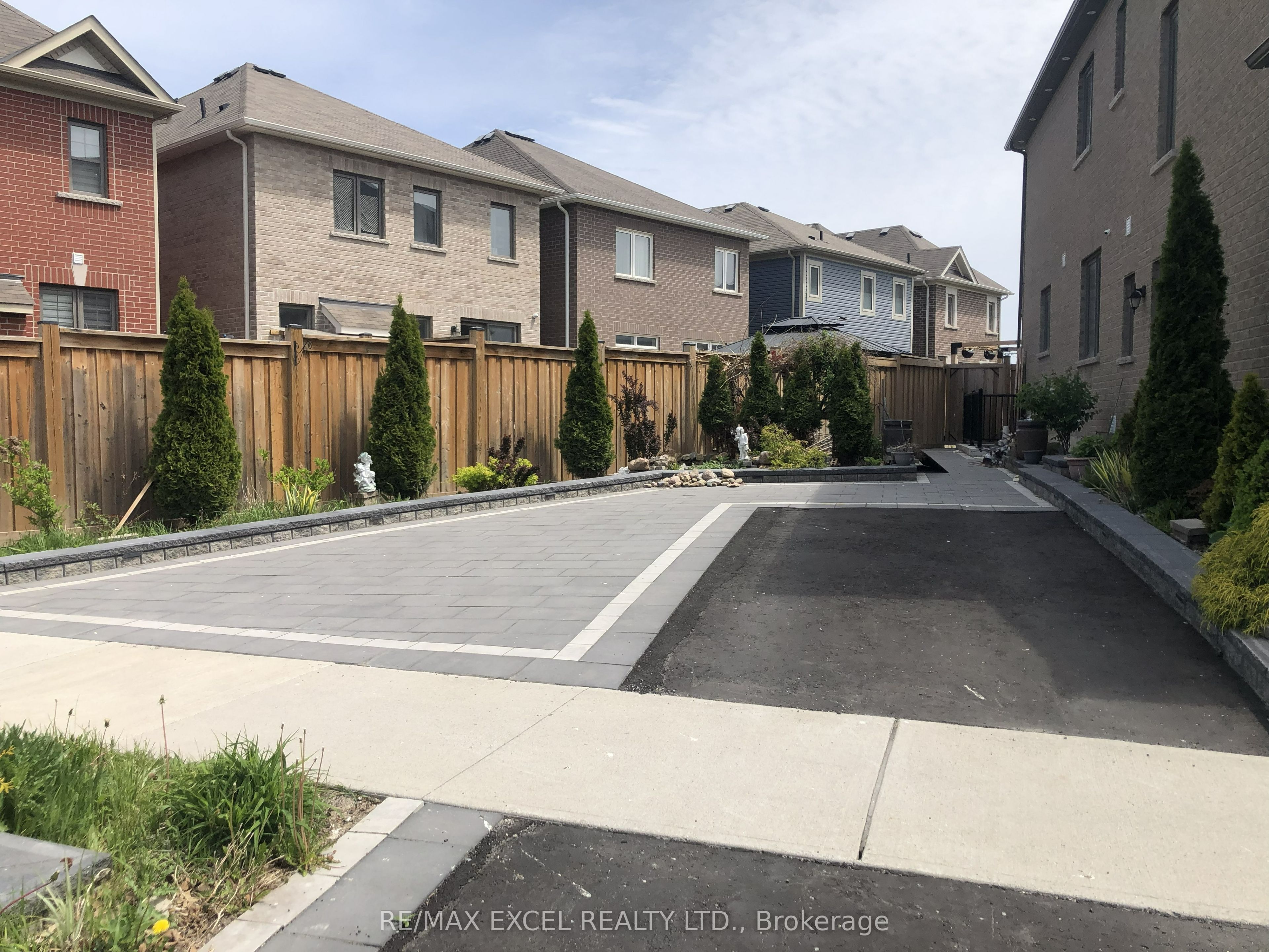 Additional image 2 of Bsmt # 2-13 Kilmarnock Crescent, Whitby, ON, L1P 0E8