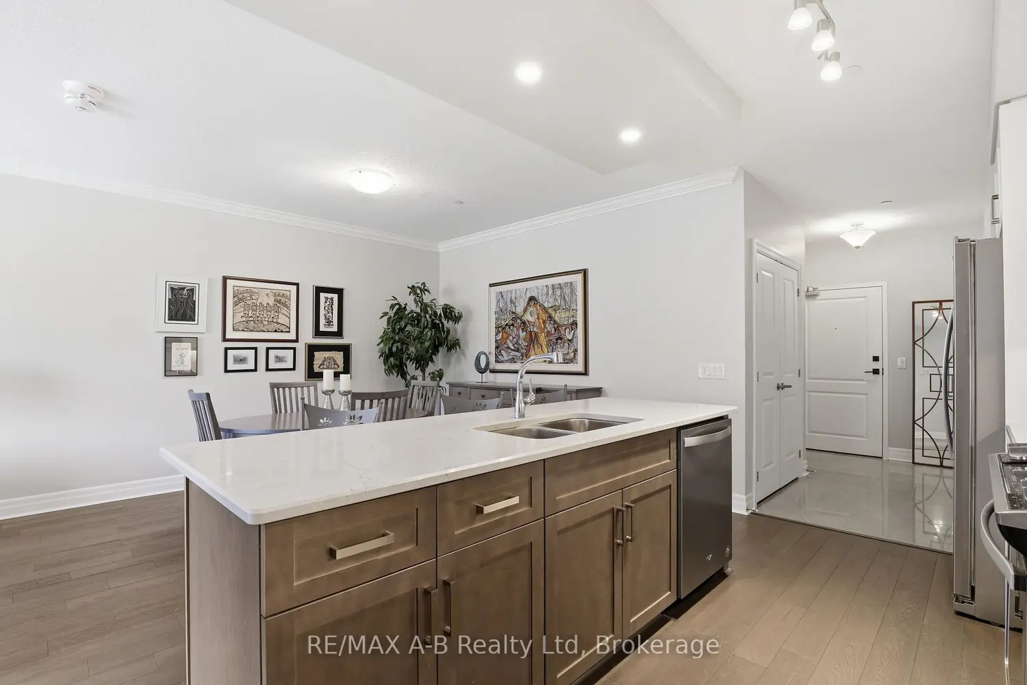 Additional image 6 of 235 John Street 208
