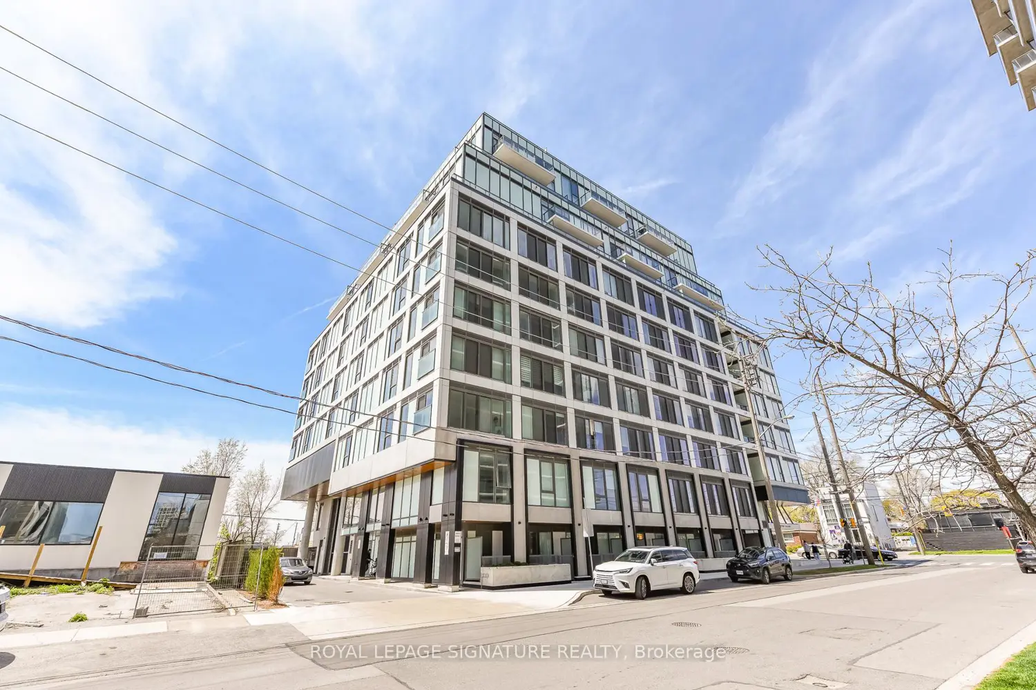 1195 The Queensway 513