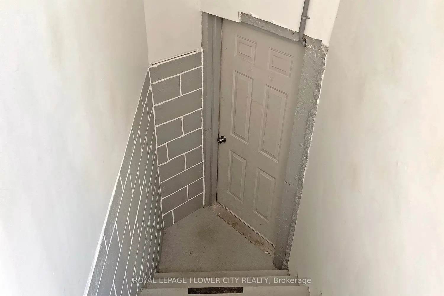 Additional image 18 of 656 Esprit Crescent