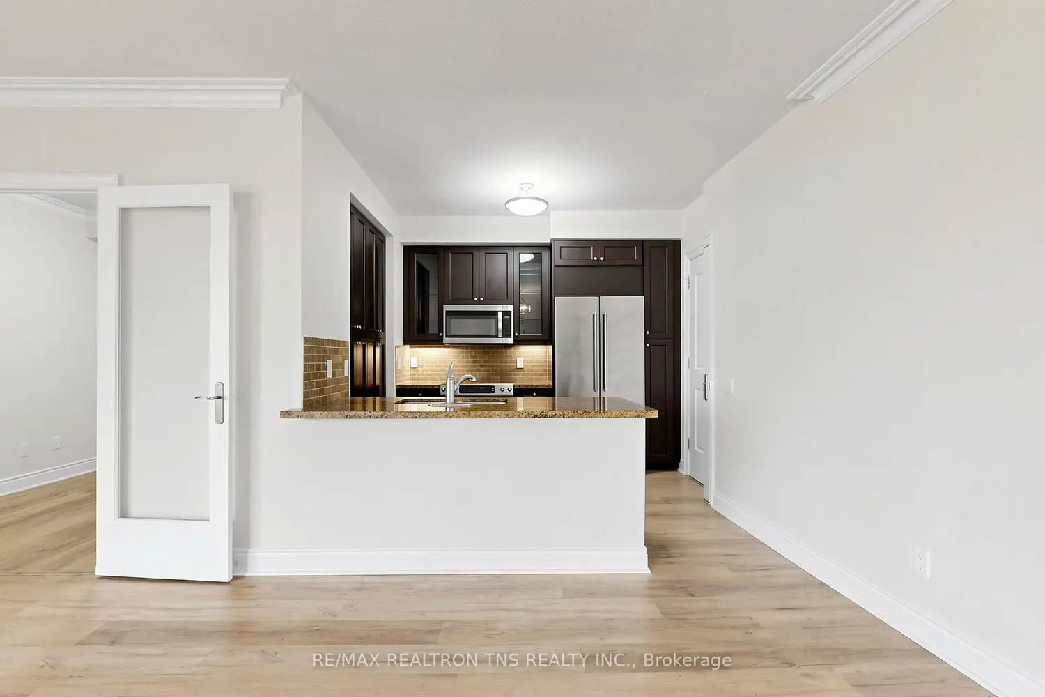 Additional image 7 of 10101 Yonge Street 313