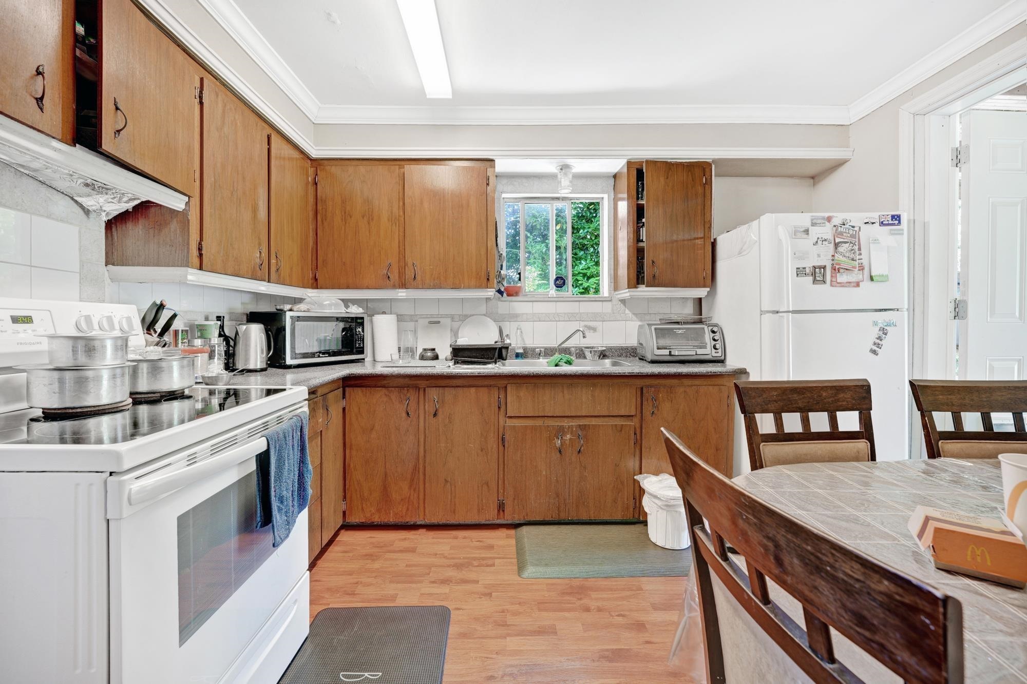 Additional image 6 of 10886 132a Street, Surrey, BC, V3T 3Y4