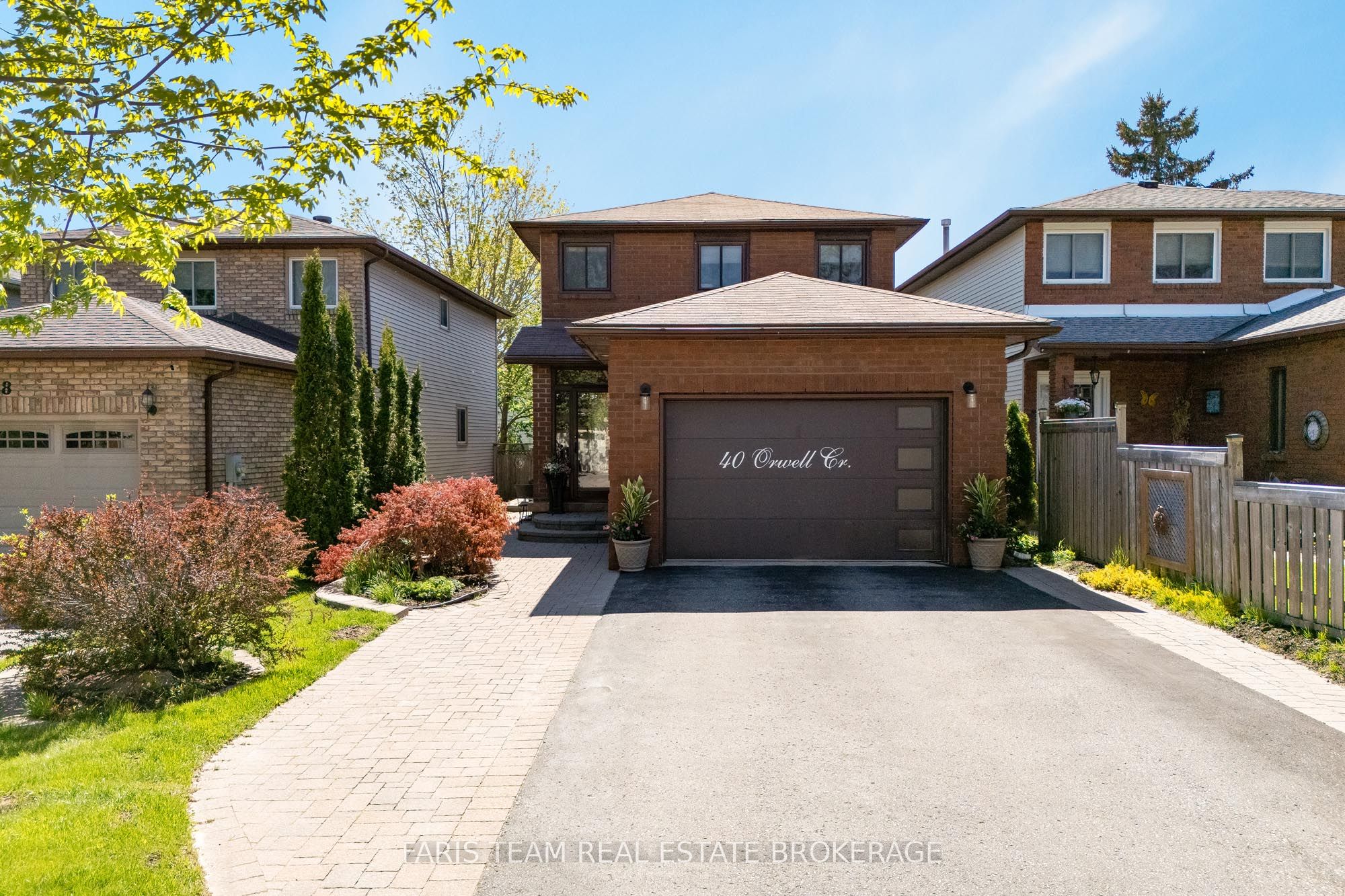 40 Orwell Crescent, Barrie, ON, L4N 6M6