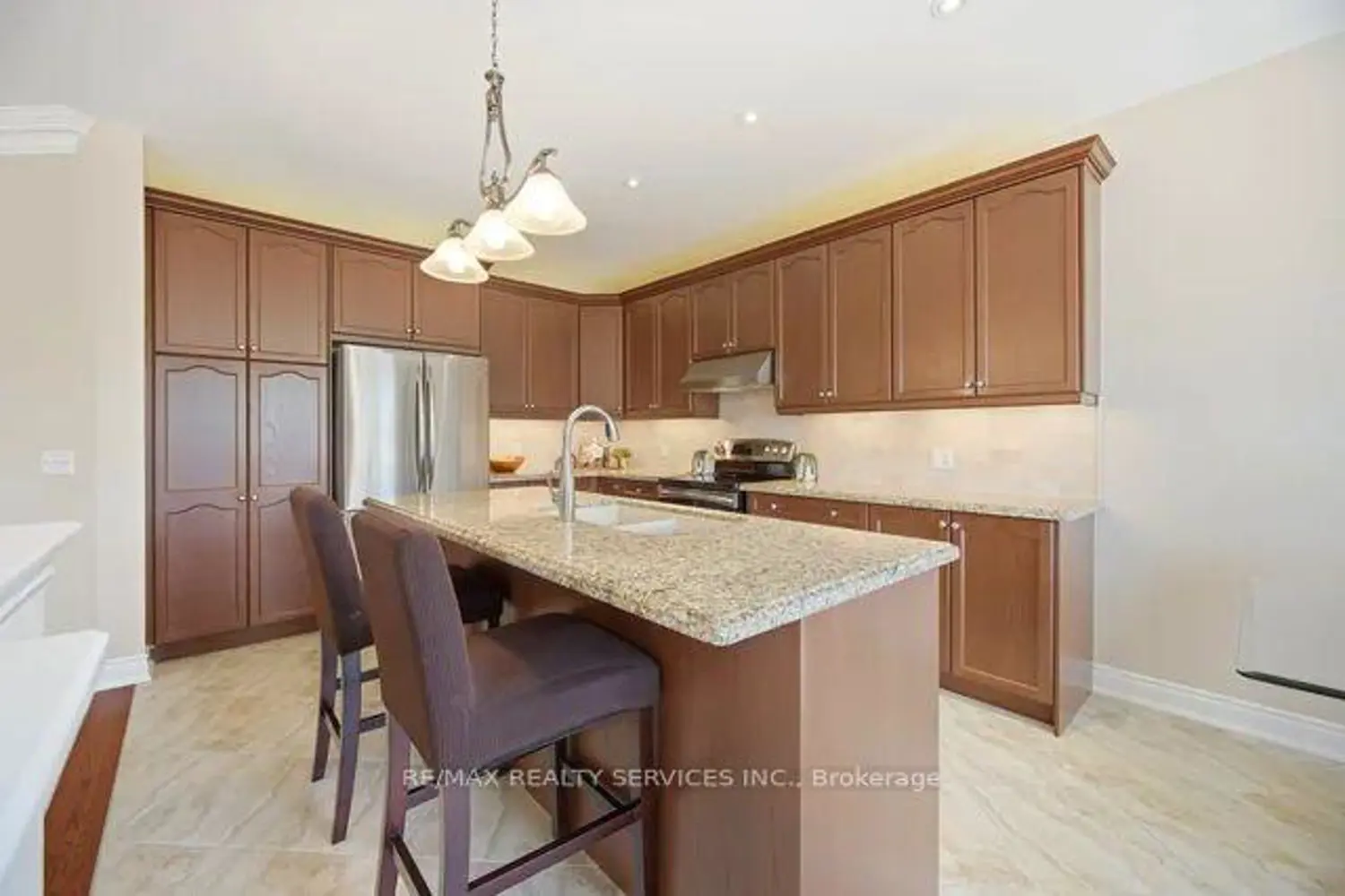 8 Kearny Avenue photo 3