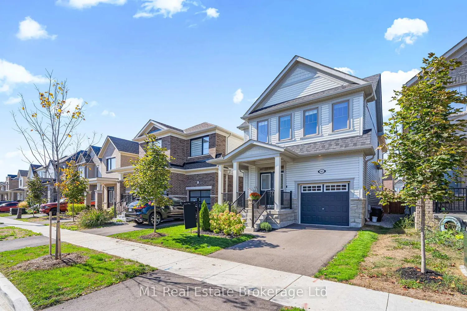 43 Harpin Way
