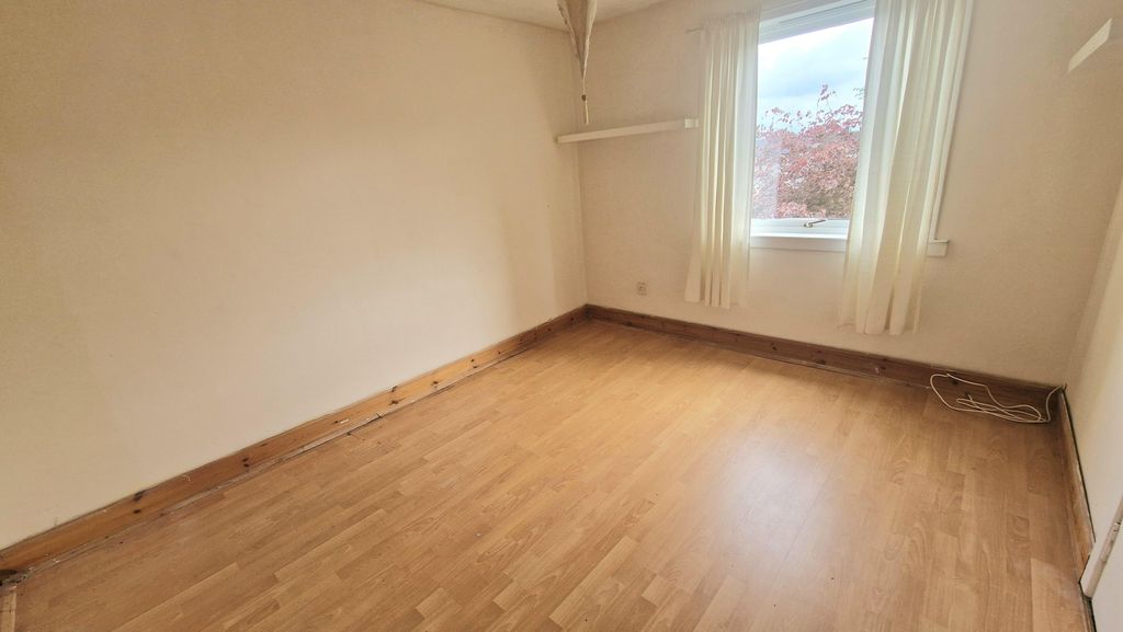 Additional image 9 of 3 bed terraced house to rentLochridge Place, Denny FK6