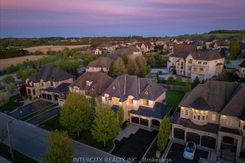 Additional image 8 of 233 Carisbrooke Circle, Aurora, ON, L4G 0K4