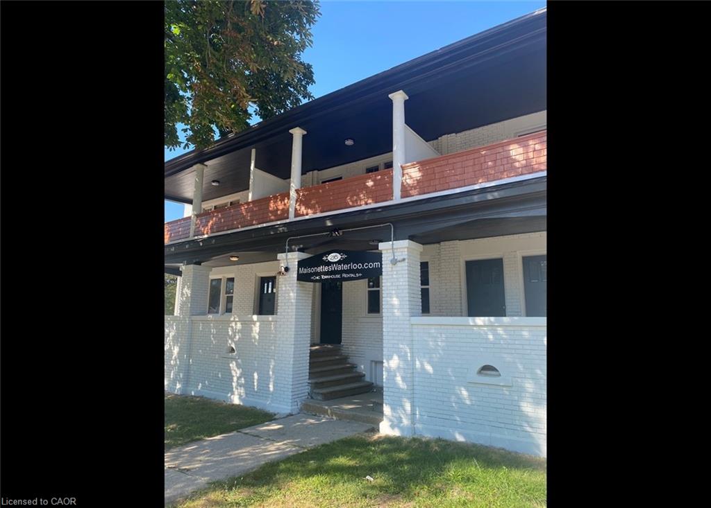 4-216 King Street S, Waterloo, ON, N2J 1R3