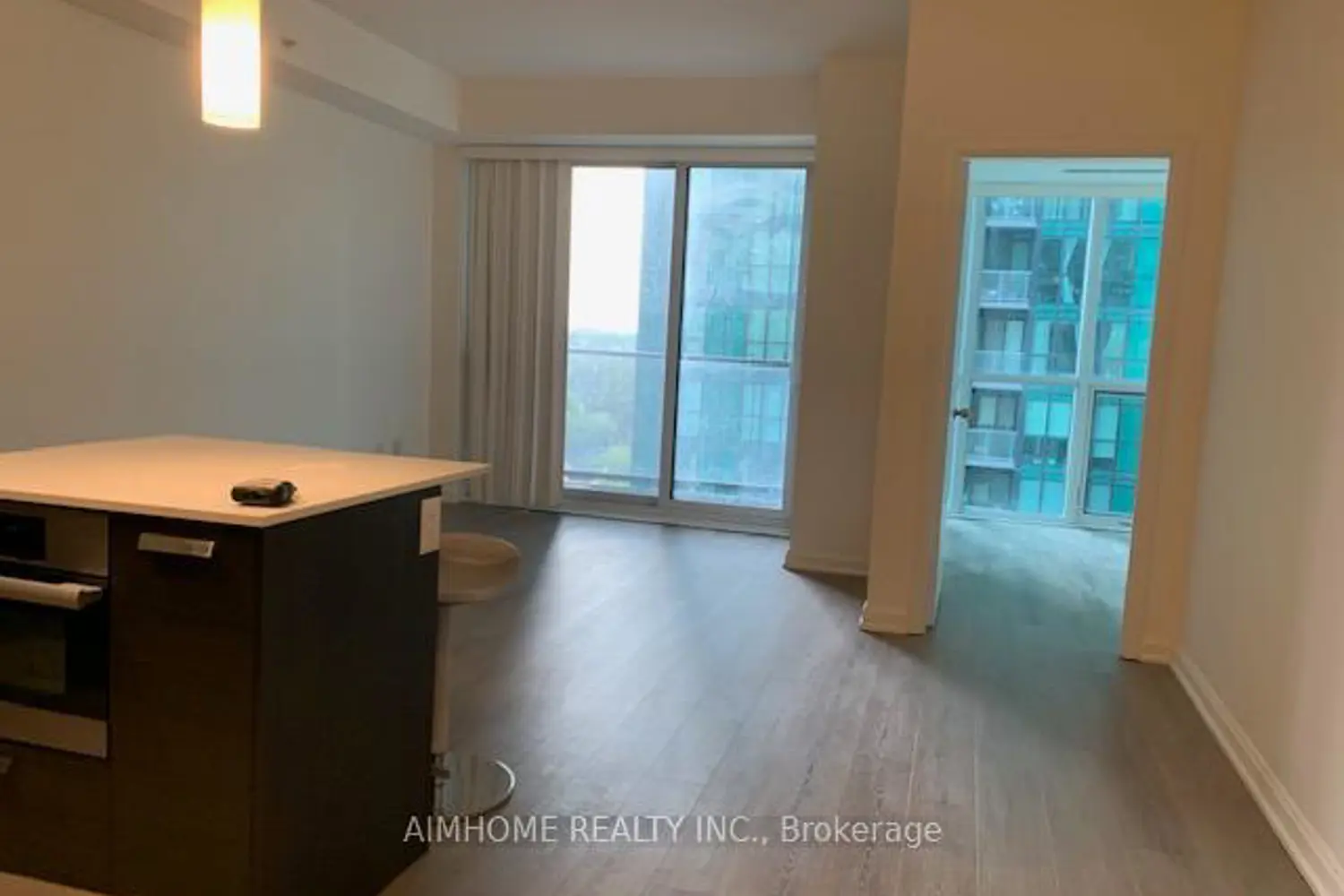9 Bogert Avenue 804 photo 5