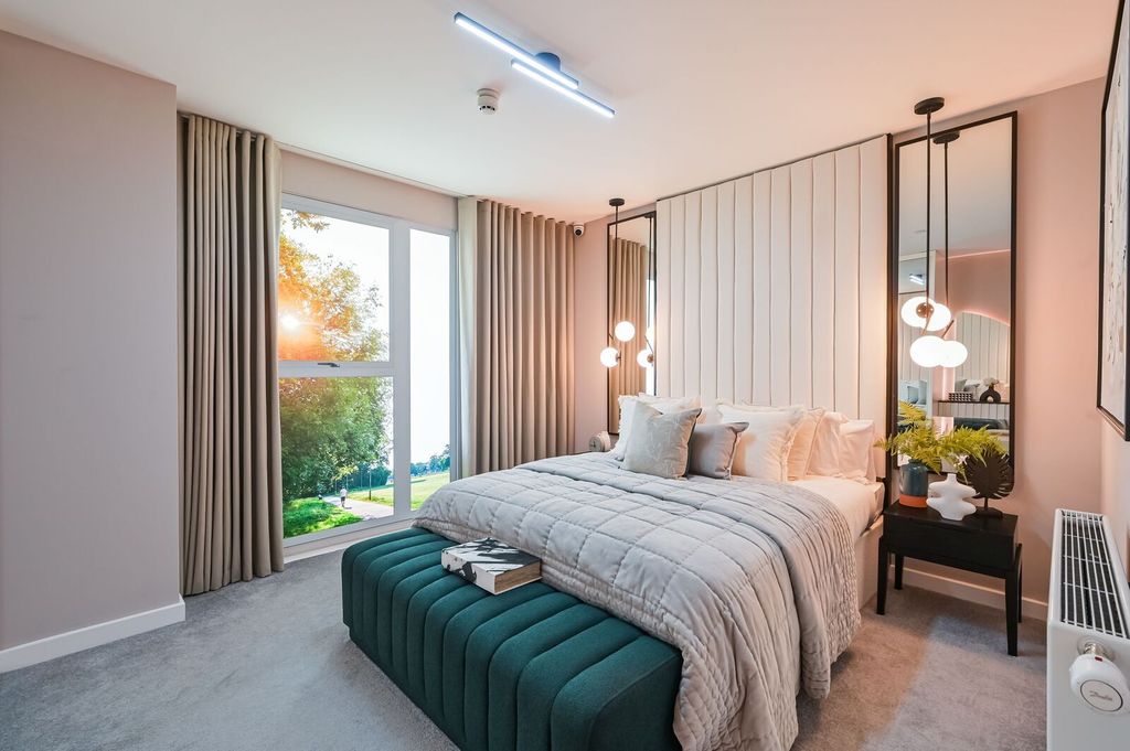 Additional image 6 of 3 bed flat for salePark Quarter, Barnet EN4