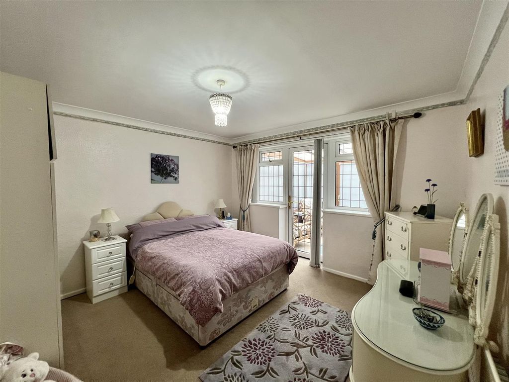 Additional image 9 of 2 bed detached bungalow for saleGrove Hill Park, Gorslas, Llanelli SA14