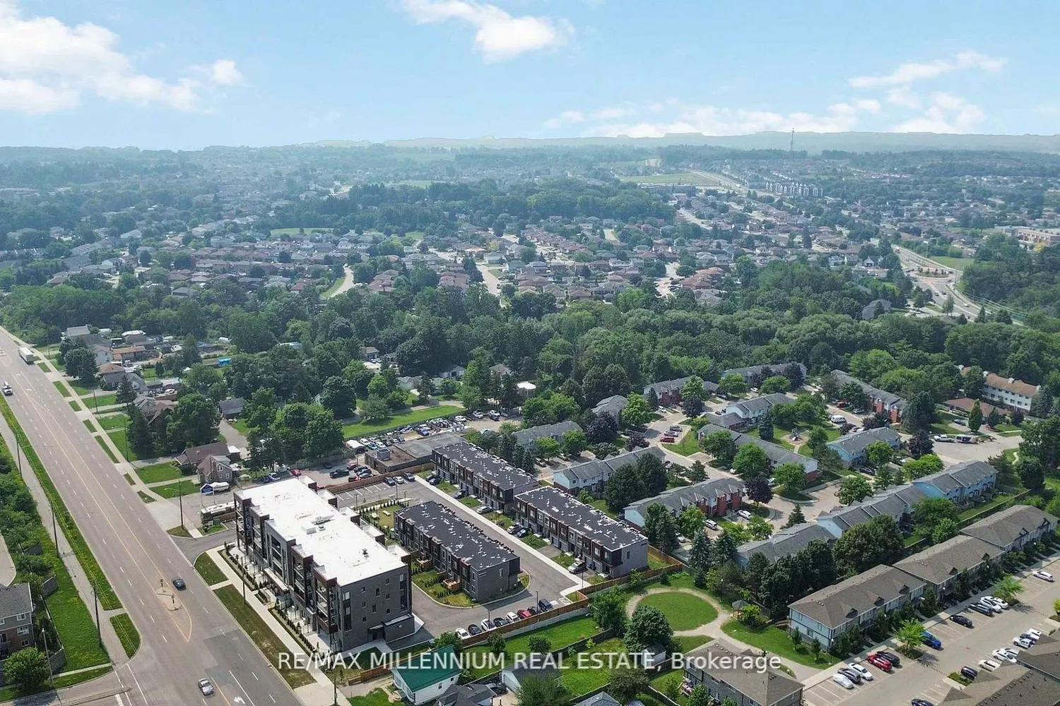 Additional image 18 of 408 Dundas Street 306