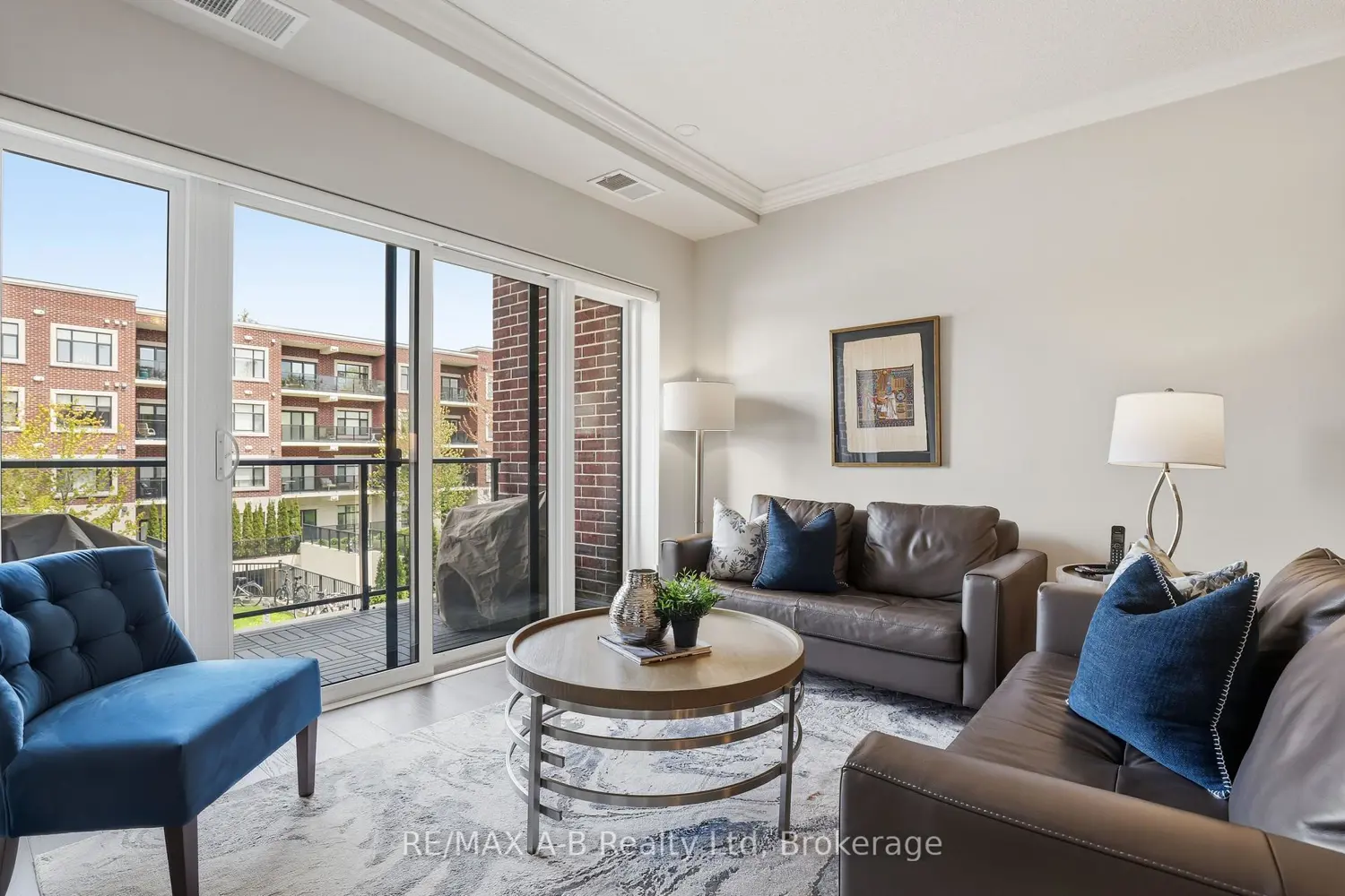 Additional image 8 of 235 John Street 208